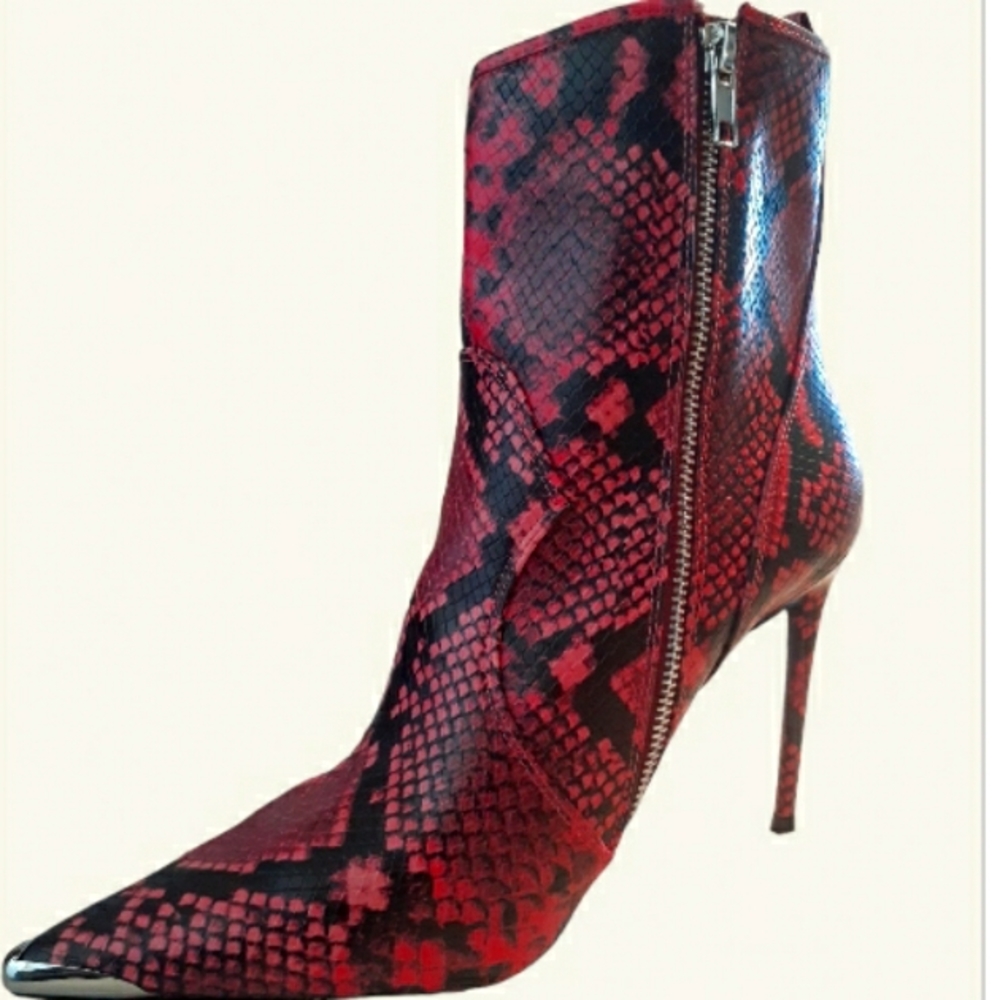Winnie Harlow Sm-Booties